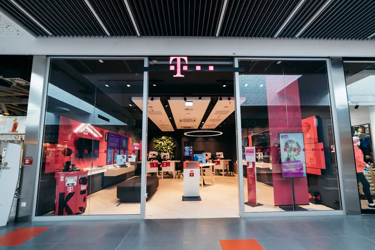 T-Mobile v OC FRÝDA